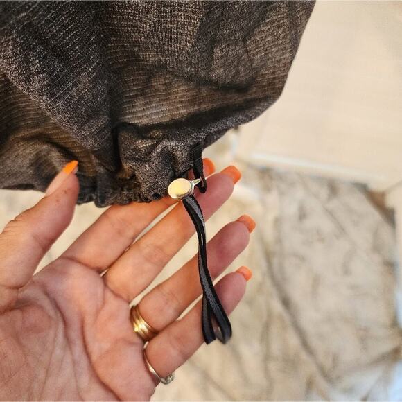 LULULEMON RUN YOUR HEART OUT GRAY STRIPE SIZE 10 - Picture 5 of 7